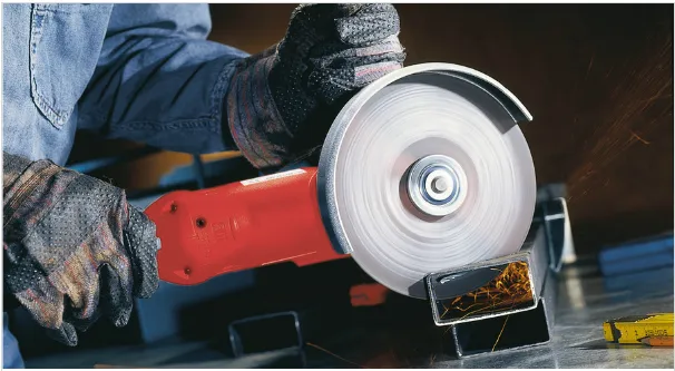 Каким кругом резать металл?