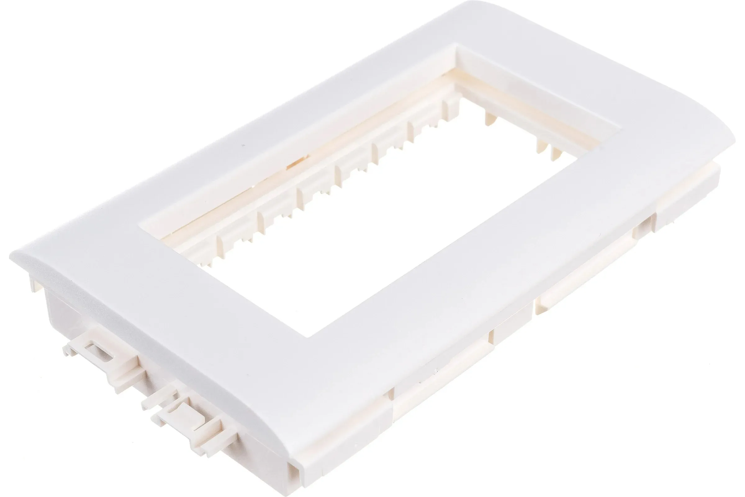 Суппорт и рамка для К/К METRA на 4 мод. Legrand (5)