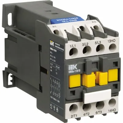 Контактор КМИ-11810 (кат.230В 18А 7,5кВт 1но) IEK