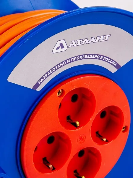 Удлинитель на катушке 4гн. 30м с/з 4000Вт ПВС Атлант