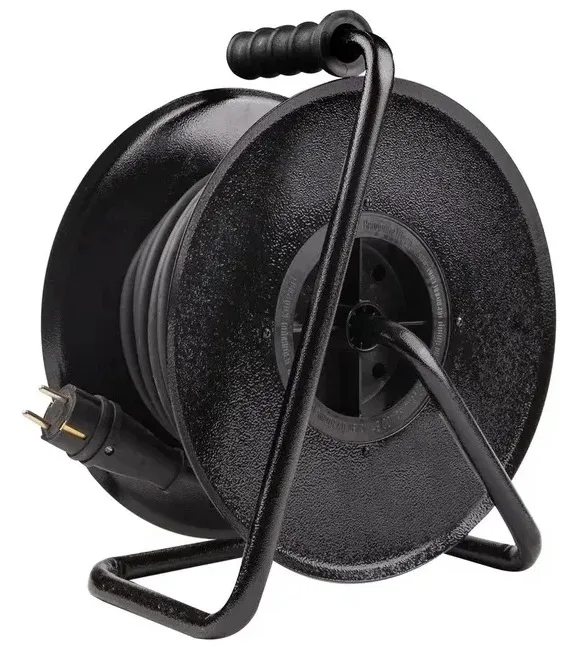 Удлинитель на метал. катушке 4гн. 30м с/з IP44 КГ Атлант