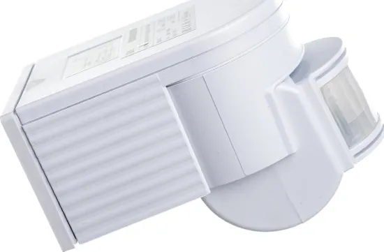 Датчик движения ДД 012 белый, макс. нагрузка 1100Вт, угол обзора 180град., дальность 12м, IP44, ИЭК