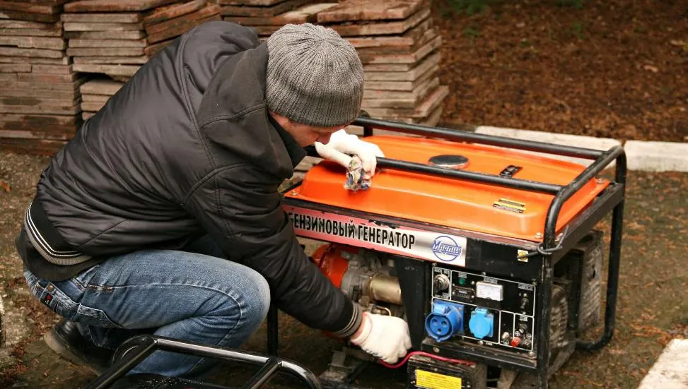 Обслуживание бензинового генератора