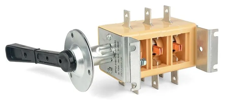 Рубильник ВР32-31В7/1 с д/г камерами съемная правая рукоятка HLT