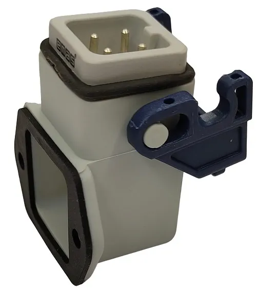 Вилка настенная угловая пластик. 4 полюса, 10А, скоба