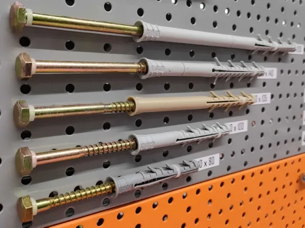 Дюбель фасадный с саморезом 10*140 (40 шт.) (Tech-KREP)