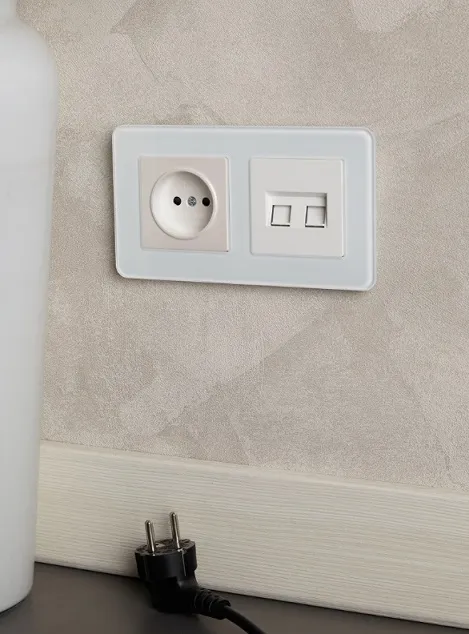 Рамка 2-я белый (стекло) BRITE IEK