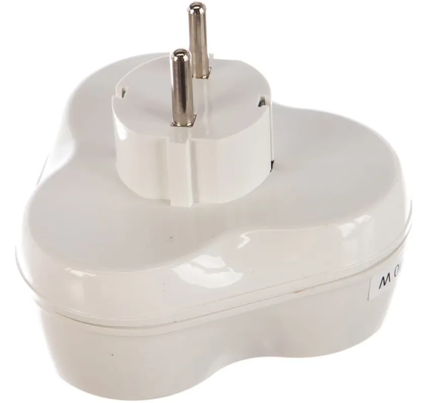 Разветвитель 3 гн. с/з UNIVersal