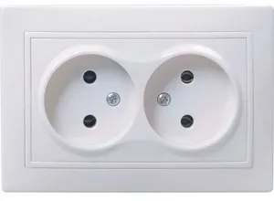 Розетка 2-я б/з белая Кварта IEK