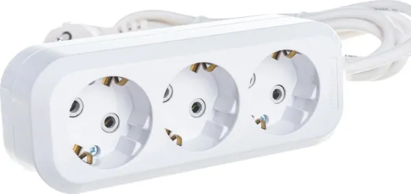 Удлинитель бытовой 3гн. 3м с/з ПВС 2х0,75mm2 Премиум UNIVersal