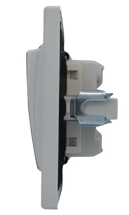 Выключатель проходной 1-кл. белый SD-P1003W "Standard" AWSproducts