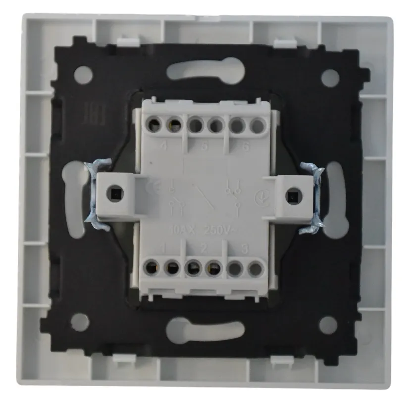 Выключатель проходной 1-кл. белый SD-P1003W "Standard" AWSproducts