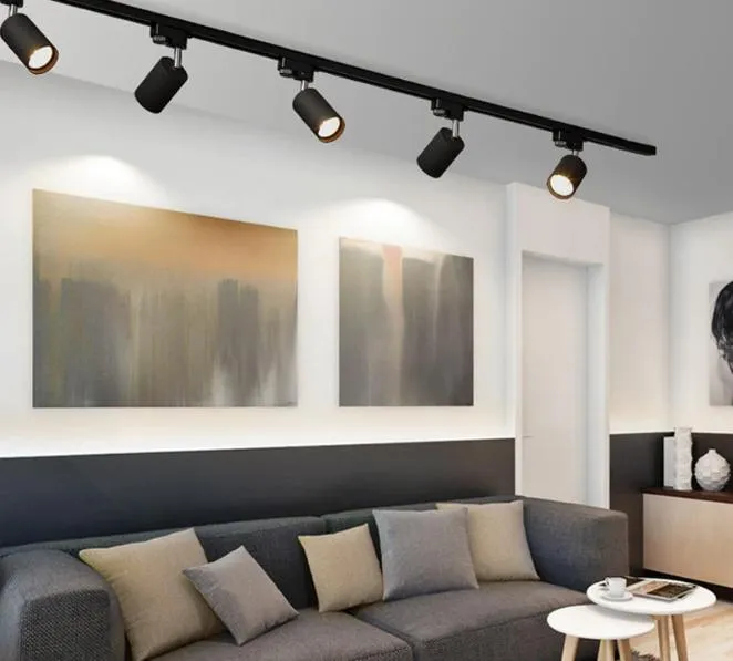 Трековая система освещения в интерьере