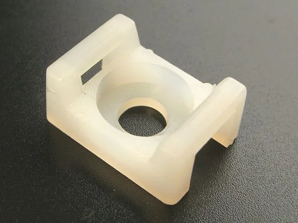 Площадка монтажная под винт ПМО 15*10 (КВТ) (100шт), уп