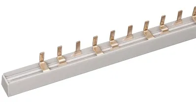 Шина соединительная  PIN (штырь) 3P63A 1м. IEK