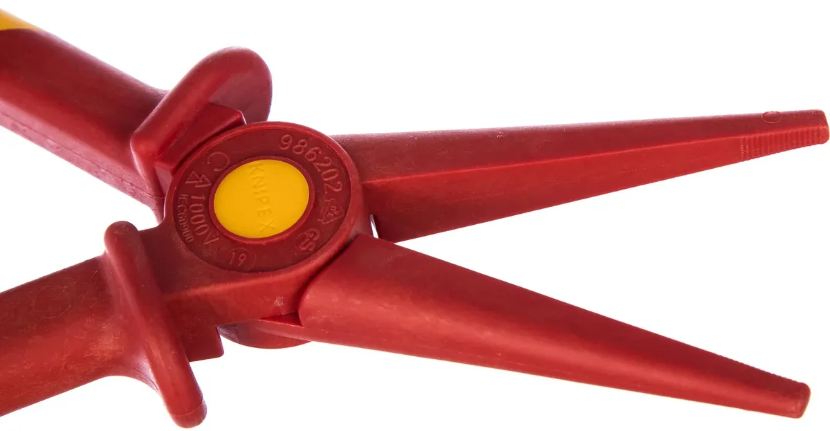 Плоскогубцы 1000V 220 мм из пластика