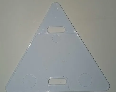 Бирка кабельная КВТ-У-136 100шт. (КВТ) треугольник, уп