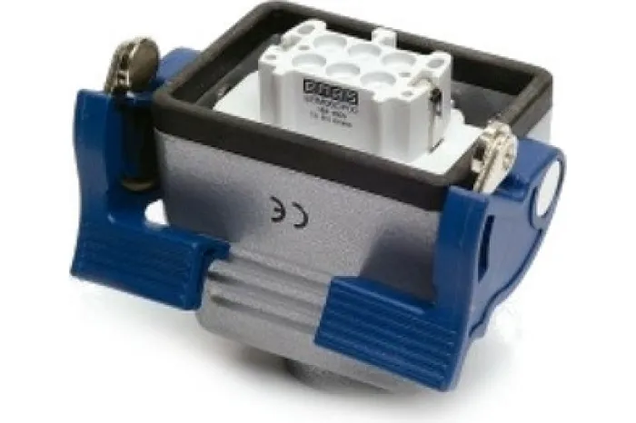 Розетка переносная 6 полюсов, 16А, верхний ввод PG16, скоба