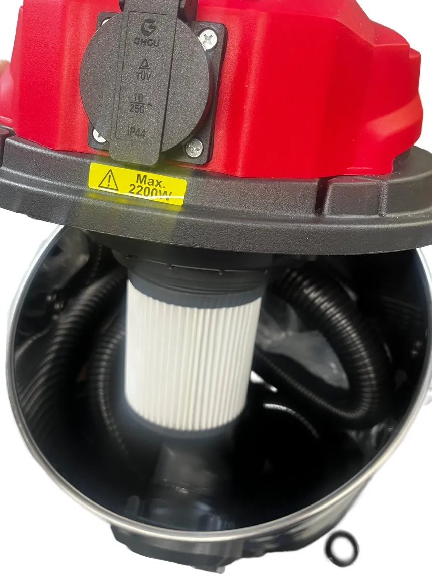 Пылесос сухой и влажной уборки (1500W, 30л)