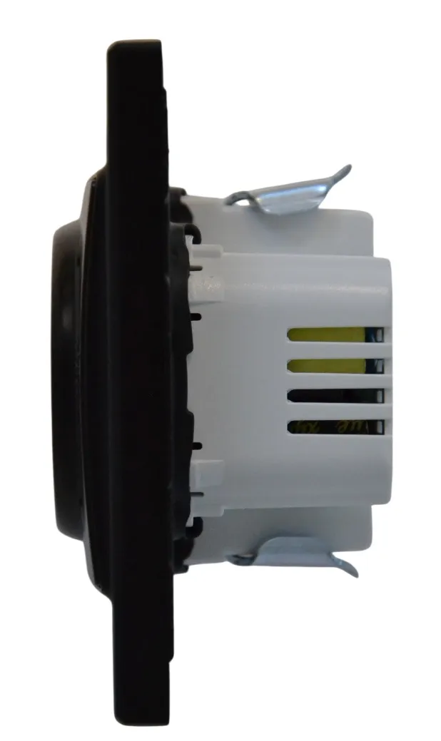 Розетка 1-я с/з с USB (5В, 2.1А) чёрная SD-P1017B "Standard" AWSproducts