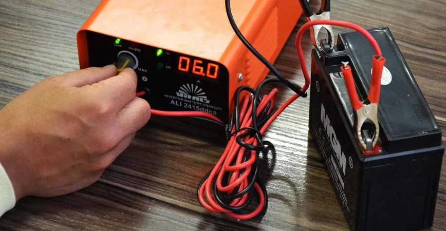 Как заряжать автомобильный аккумулятор зарядным устройством