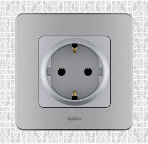 Розетка 1-я с/з Алюминий INSPIRIA LEGRAND