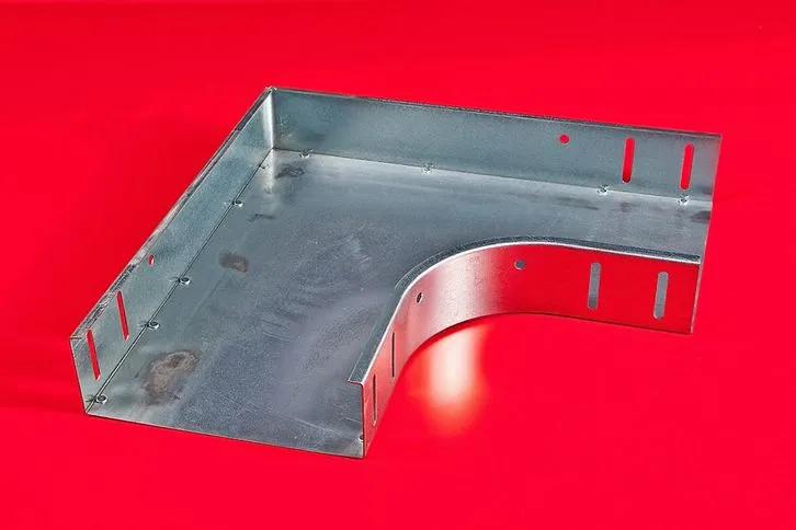 Угол горизонтальный B 90*60*100 90град. (Vergokan)