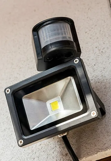 scale_1200.png scale_1200.png