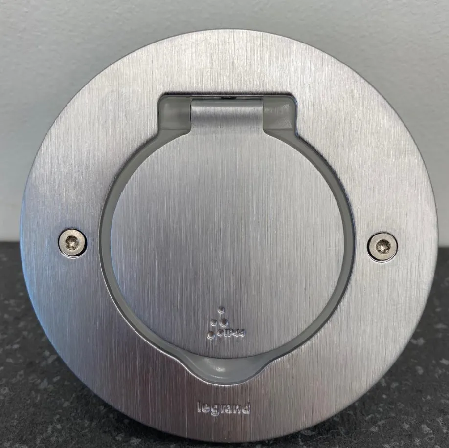 Screenshot_2022-02-03 ЭЛЕКТРОЦЕНТР КАЛИНИНГРАД ( elektrocentr kld) • Фото и видео в Instagram(2).png