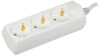 Удлинитель бытовой 3гн. 1,5м с/з ПВС 3х1мм2 GENERICA