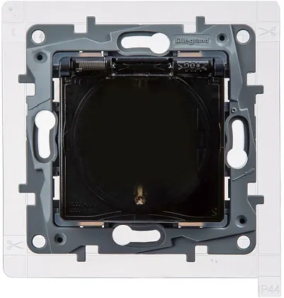 Розетка 1-я с/з со шторками и крышкой IP44 Антрацит ETIKA LEGRAND без рамки