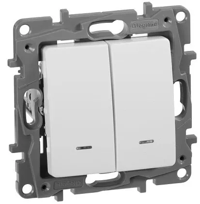 Выключатель 2-кл. с подсветкой Белый ETIKA LEGRAND (10)