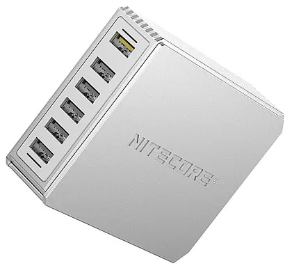 ЗУ - 6-портовый USB-адаптер UA66Q Выходной ток: 5 В/2,1 A*6- 9 В/2 A 12 В/1.5 A NITECORE