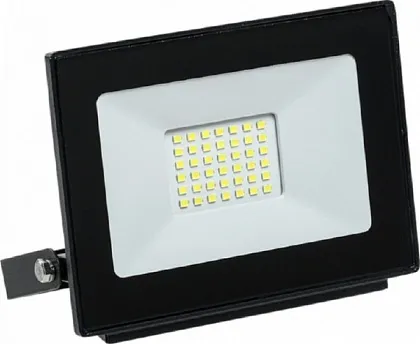 Прожектор LED СДО06 6500К 30Вт 2400Lm IP65 черный IEK