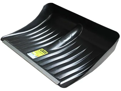 Лопата снеговая 495х400мм пластмассовая с оц. планкой из морозост. пластика d-32 ЧЕРНАЯ без черенка