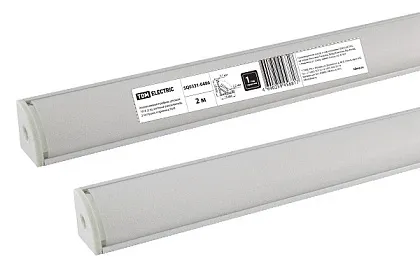 Алюминиевый профиль угловой 1616 (2 м), матовый рассеиватель, 2 заглушки, 4 крепежа TDM