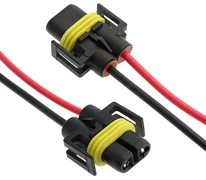 Авт. двухполюсный разъем с проводом, гнездо H8/H11 M (plastic, Cu 10CM)