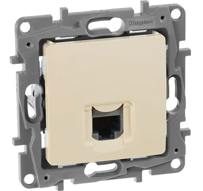 Розетка RJ-45 (1-я cat. 5e) Сл.Кость ETIKA LEGRAND