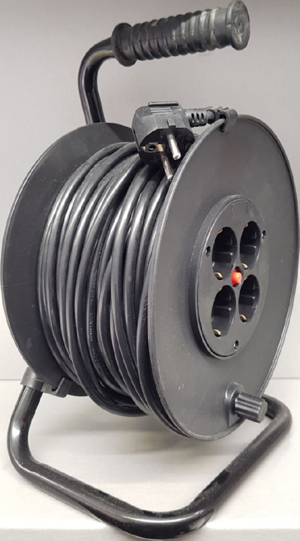 Удлинитель на катушке MS-XP-4 40M, 3x1mm2