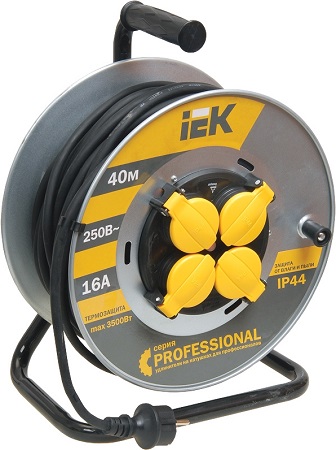Удлинитель на катушке "PROFESSIONAL" УК40 IP44 4места с/з 40м, кабель КГ 3х1,5мм2, IEK
