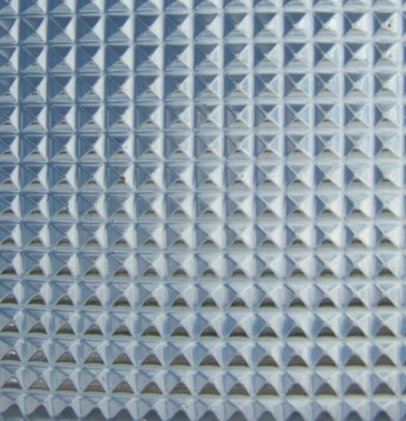 Лист МПК Novattro Prism 02мм, прозрачный, 560х560мм