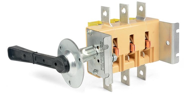Рубильник ВР32-35В3/1 с д/г камерами съемная правая рукоятка HLT