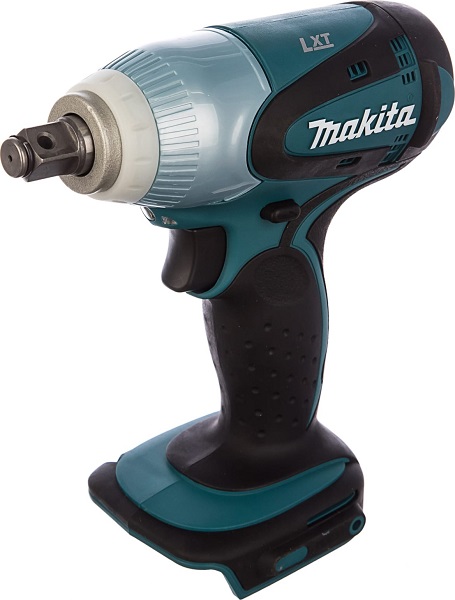 Гайковерт ударный DTW251Z 18v 3.0Аh Li 230Hм Makita (без АКБ, ЗУ)