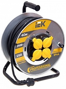 Катушка УК20 на мет с т/з 4 места 2Р+PЕ/20м КГ 3х1,5мм2 IP44 "Professional"