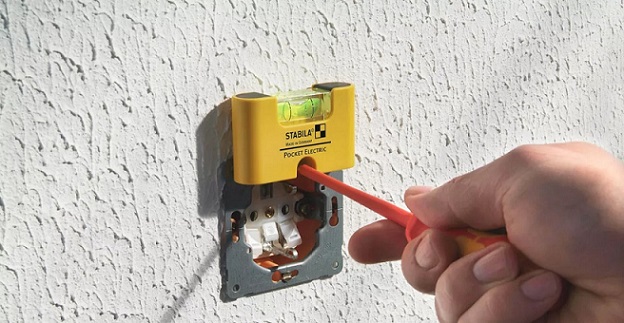 Уровень пузырьковый 70мм STABILA typ POCKET ELECTRIC