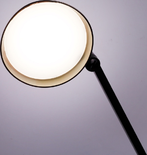 Светильник настольный Camelion KD-835 C28 бронза LED (8Вт,230В,480лм,сенс.рег.ярк и цвет.темп,USB-5В