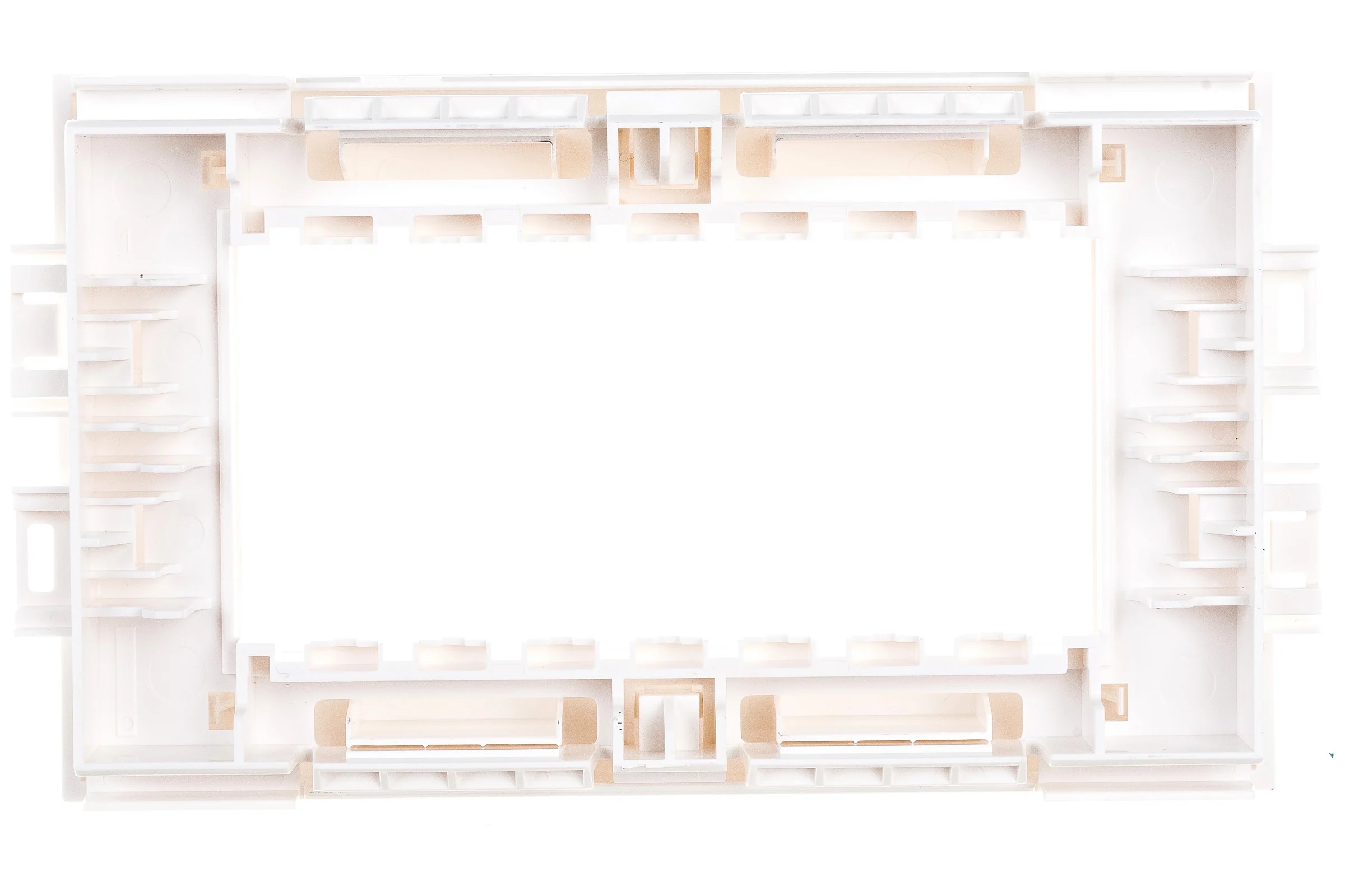 Суппорт и рамка для К/К METRA на 4 мод. Legrand (5)