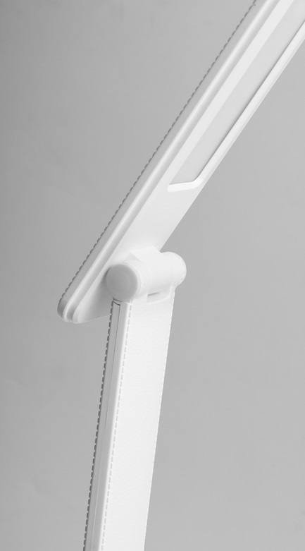Светильник настольный Ultraflash UF-730 C01 белый (LED 11 Вт, 3 уровня яркости)