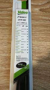 Щетка VAL 675560 стеклоочистителя VALEO FIRST VF60 каркасная 600мм