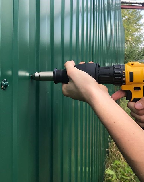 Саморез кровельный 5,5*25 темно-зелен. со сверлом (250 шт.) (МС), уп